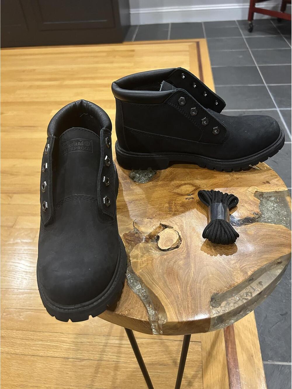 Timberland Women's Nellie Waterproof Chukka Boot size 7